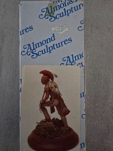 Almond sculptures north - sculptures,