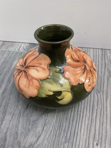 Vintage moorcroft hibiscus - moorcroft,