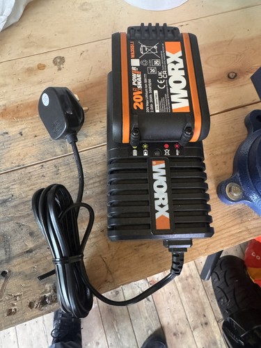 Worx 20v powershare battery - powershare,