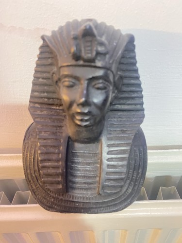 Tutankhamun statue egyptian - tutankhamun,