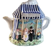 Vintage Leonardo teapot