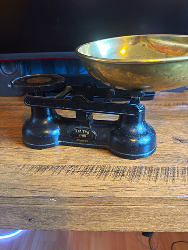 Salter vintage cast - salter, no.