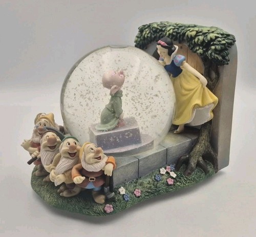 Disney snow white - white, the