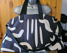 New Look Soft Shell Overnight / Weekend Bag Black & Cream