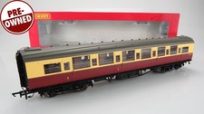 OO Gauge Hornby R4345A BR Maunsell Coach Composite.