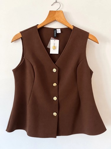 Divided brown gold button - divided,