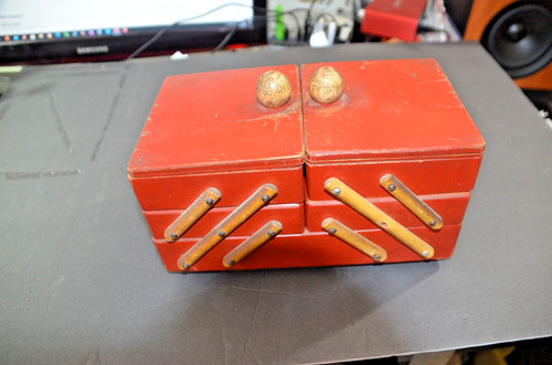 Vintage 1950 tiered - , wood