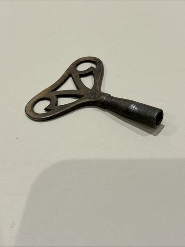 Old clock key - clock,
