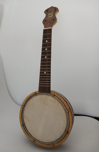 Antique keech banjolele prov - keech,