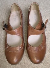M and S footglove shoe size 6