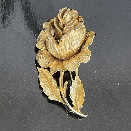 Vintage 1960s gold rose - gold, flower