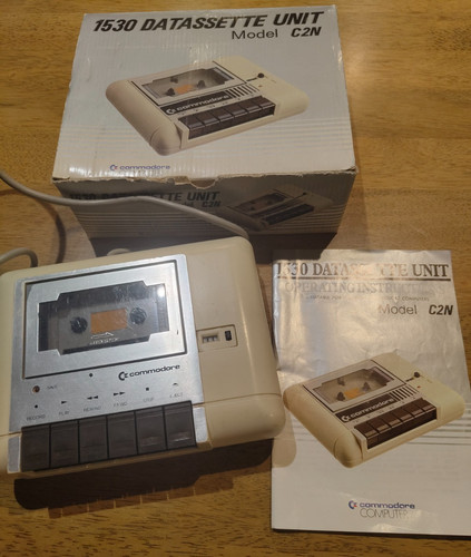 Commodore datassette - commodore, 64