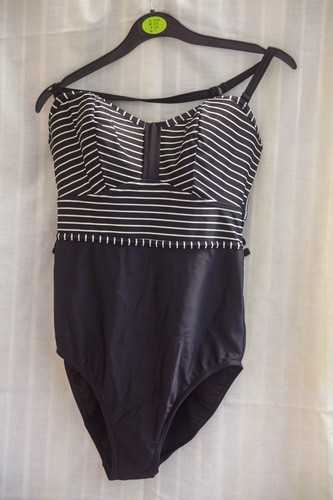 Ladies figleaves swimming - ladies,