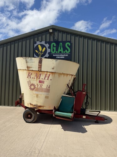Feeder wagon diet - r.m.h,