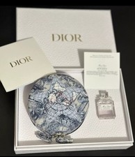 DIOR Around the World Jewellery Case & Miss Dior Blooming Bouquet 5ml Gift Set