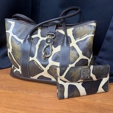 Dooney bourke vintage - &,