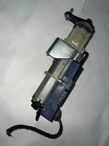 Audi tailgate puller - audi,