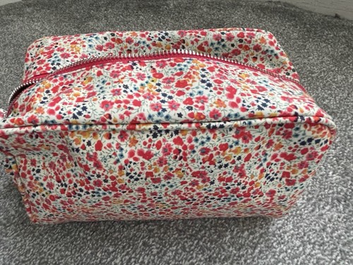 Liberty medium wash bag - medium,