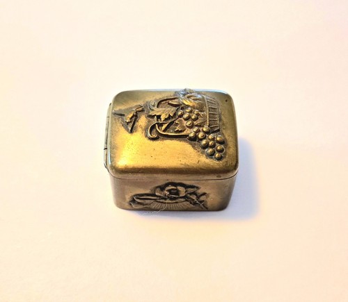 Antique hinged brass - antique,