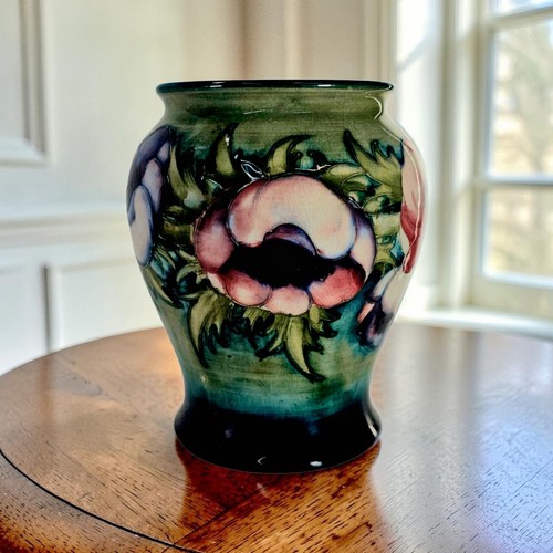 Rare walter moorcroft - walter,