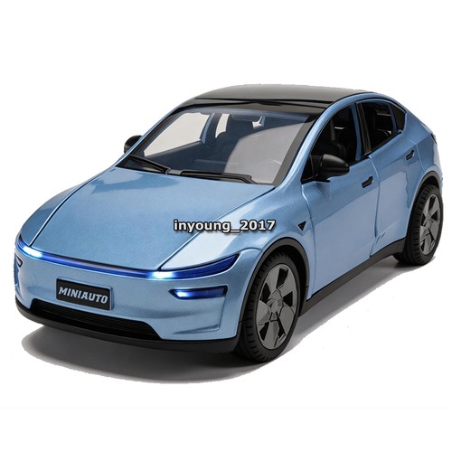 2025 tesla model y - 1:32,