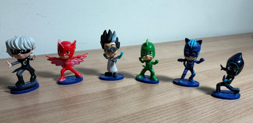 Masks figure bundle - masks, 6