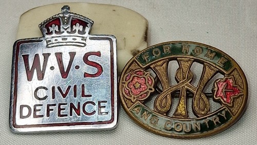 Wwi wwii home - front, pair