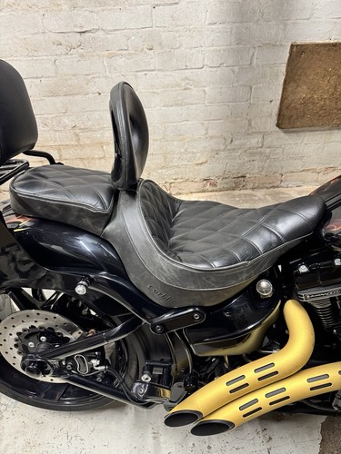 Corbin leather breakout seat - leather,
