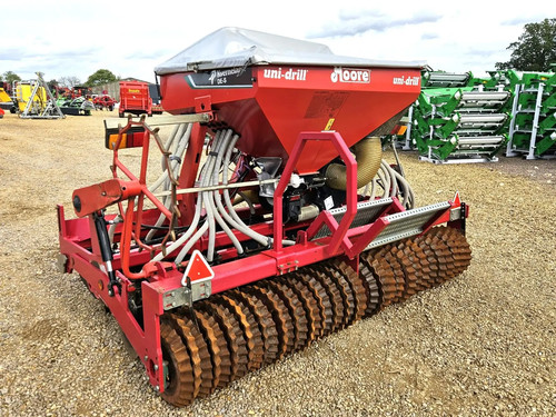 Moore unidrill metre row - unidrill,