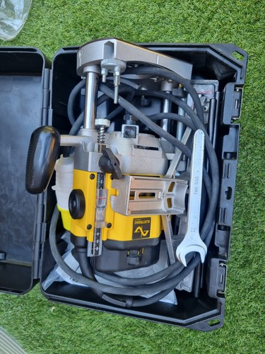 Dewalt de625e plunge - dewalt, 1/2"