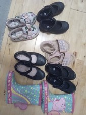 Little Girl Shoes Bundle Size  7 And 8