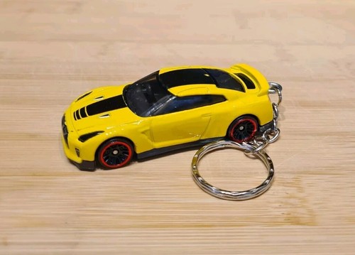 Hot wheels diecast 2017 nissan - wheels,