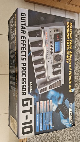 Boss roland gt10 guitar - /,