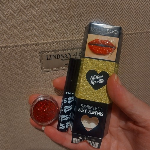 Beauty blvd boulevard - beauty, glitter