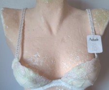UK 32A - New Aubade 'Angel'
