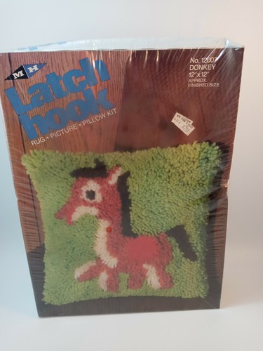 Vintage latch hook rug - vintage,