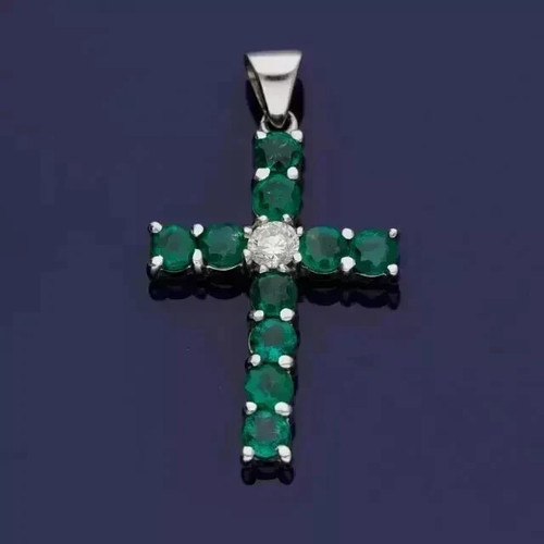 Round cut emerald - ct,