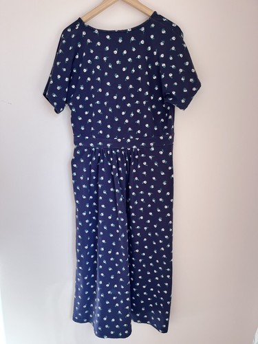 Lovely navy floral ditsy - lovely,