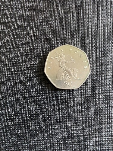 British 2001 elizabeth ii - a,