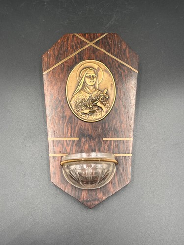 Vintage wooden wall hanging - wooden,