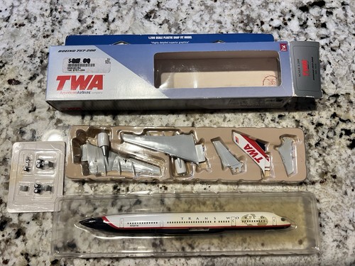 Twa 757 200 - 1:200, hogan