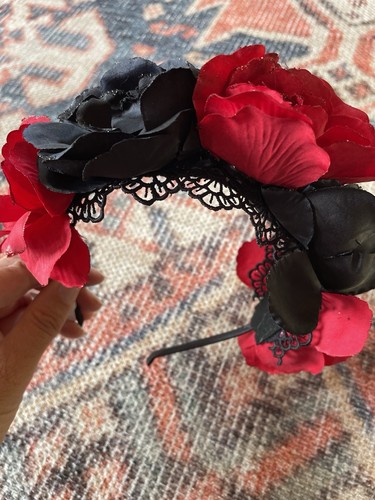 Black red rose floral - black,