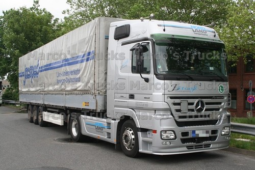 Truck photo mercedes benz - truck,