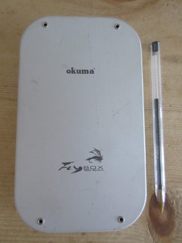 Okuma fly box 180 wet - wet, dry
