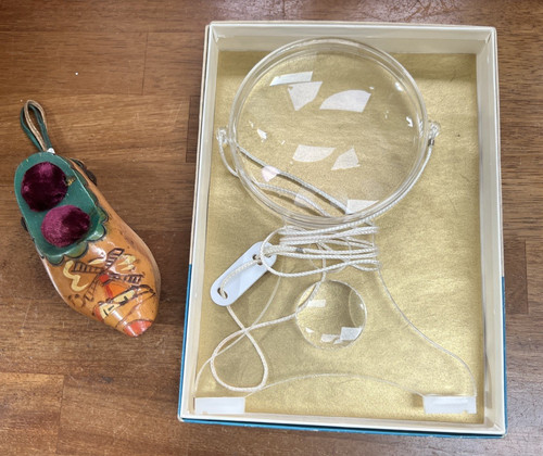 Vintage craft accessories - craft,