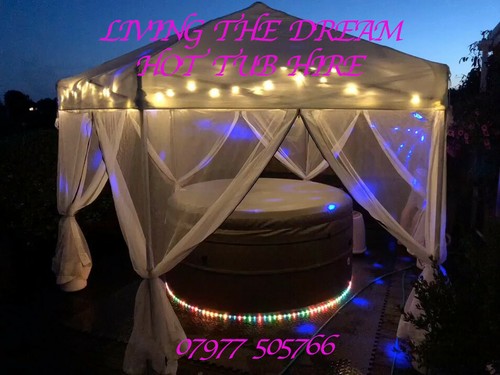 Hot tub hire living the - hot,