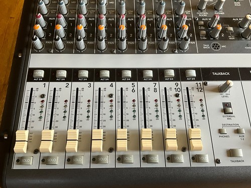 Mackie onyx 1220 - mackie,