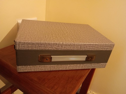 Vintage vidor cn420 case - vidor,