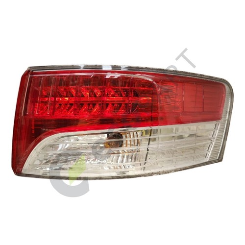 Toyota avensis t27 rear - toyota,