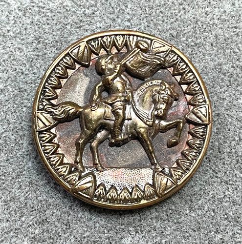 Antique picture button herald - picture,